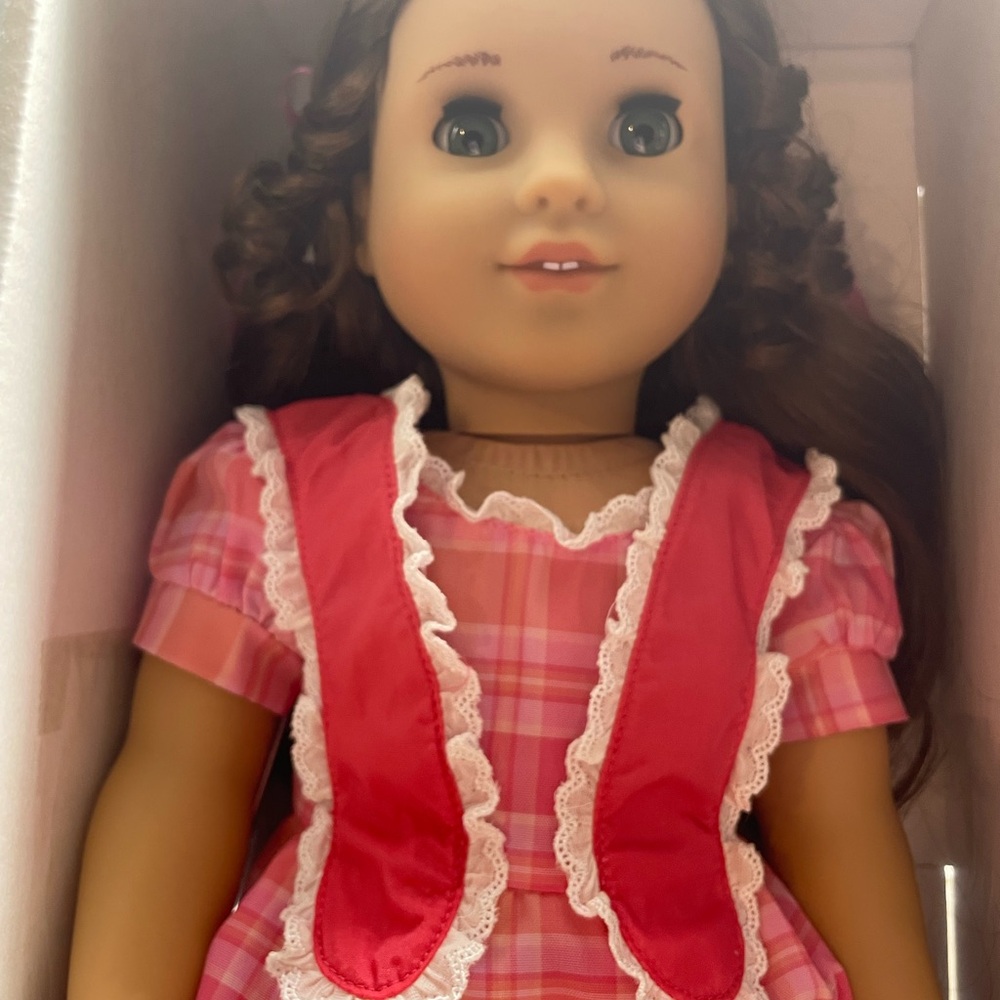 2011 American Girl Marie-Grace 18" Doll - Picture 10 of 14